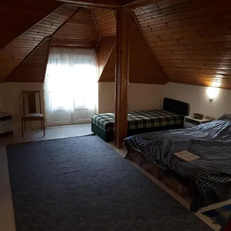 Centrum Panzio Lelle * Balatonlelle